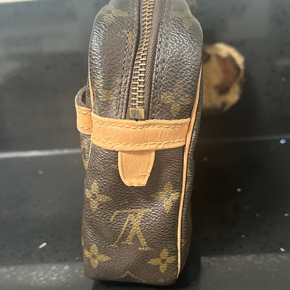 Louis Vuitton Brown Monogram Pochette - Picture 6 of 13